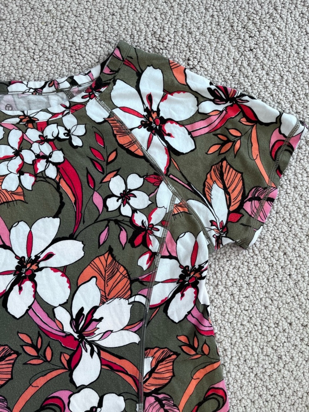 Talbots Floral T-Shirt Size Medium - Picture 4 of 10